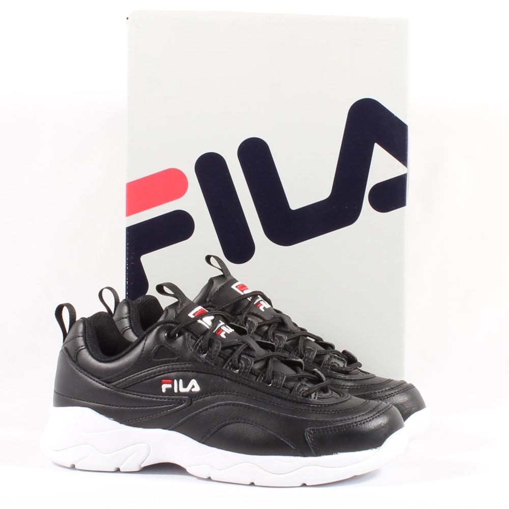 Fila Disarray Women's Sneakers Shoes Black NEW - Picture 3 of 8